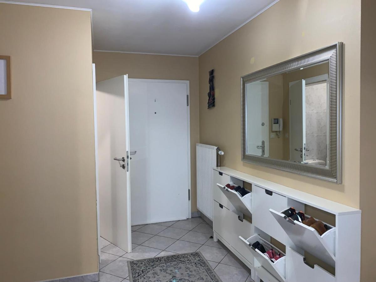 Large Room In Schuttrange Free Parking 10Mins To Airport Excellent Customer Services Exterior photo