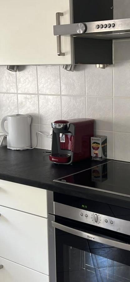 Large Room In Schuttrange Free Parking 10Mins To Airport Excellent Customer Services Exterior photo